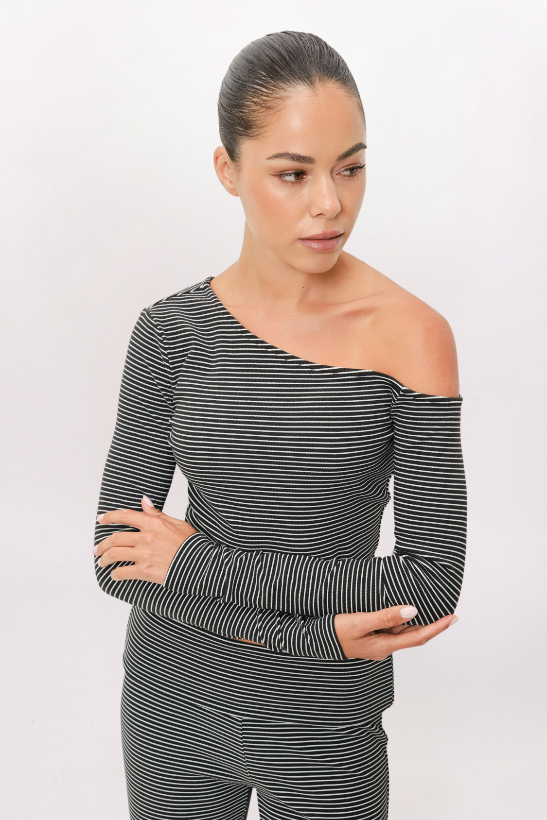 OFF SHOULDER STRIPE TOP, BLK MULTI