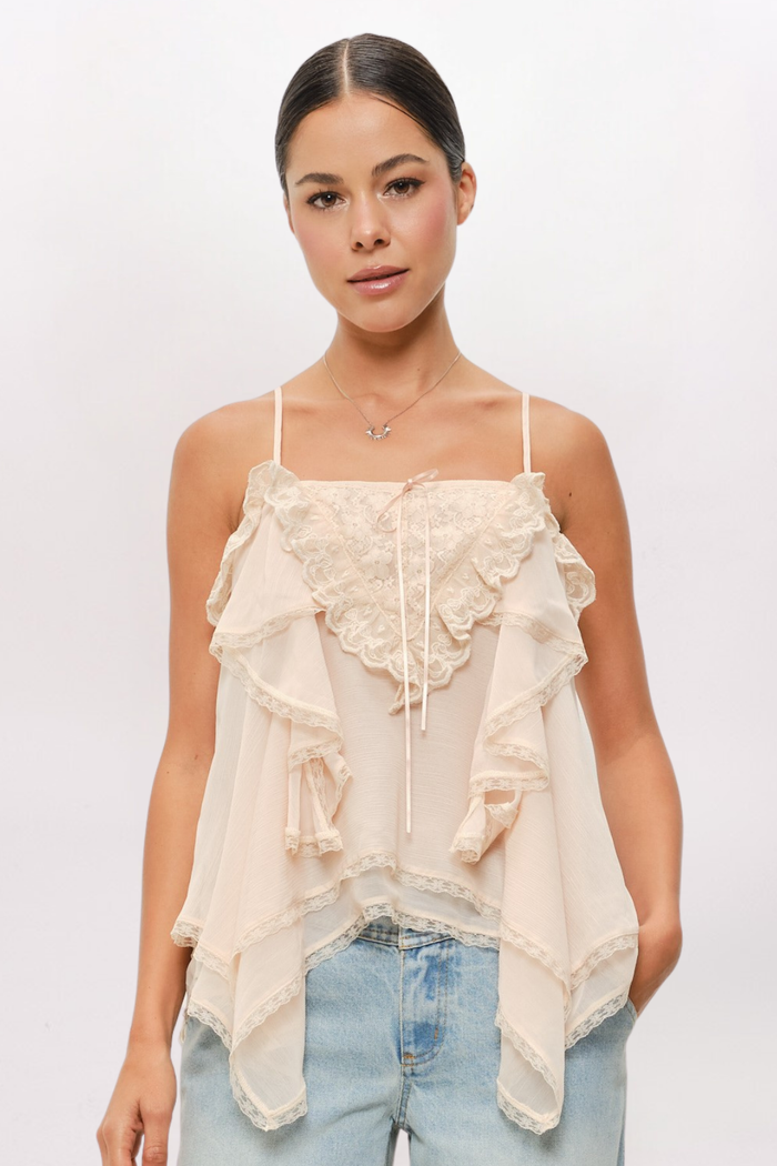 LACE FLOUNCE TOP