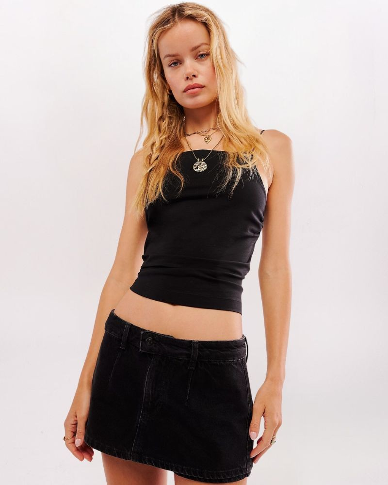 GALIVANTING DENIM SKORT - BLACK