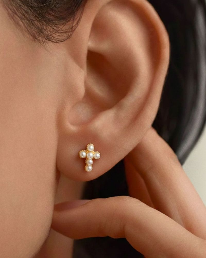 PEARL CROSS STUD