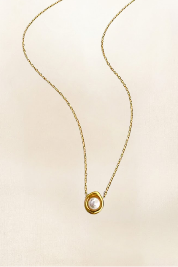 ORGANIC PEARL PENDANT NECKLACE