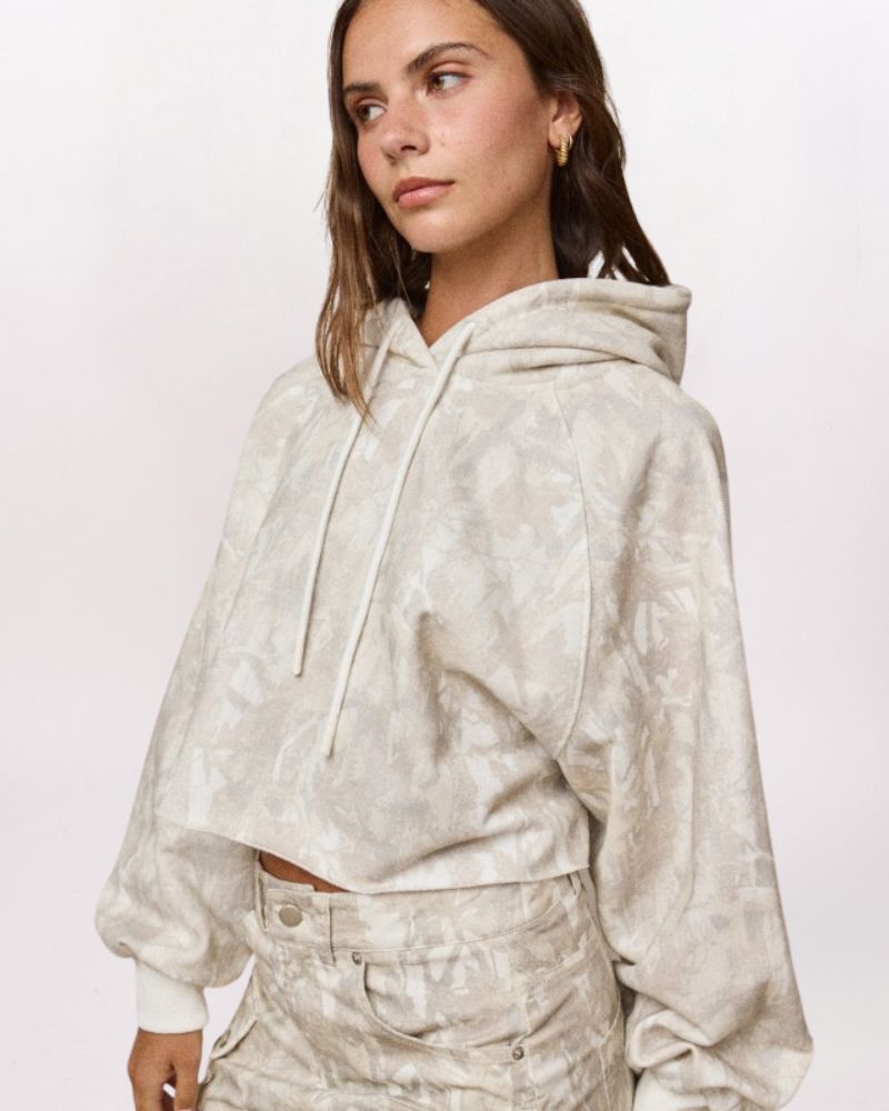 CAMO CROPPED HOODY - IVORY