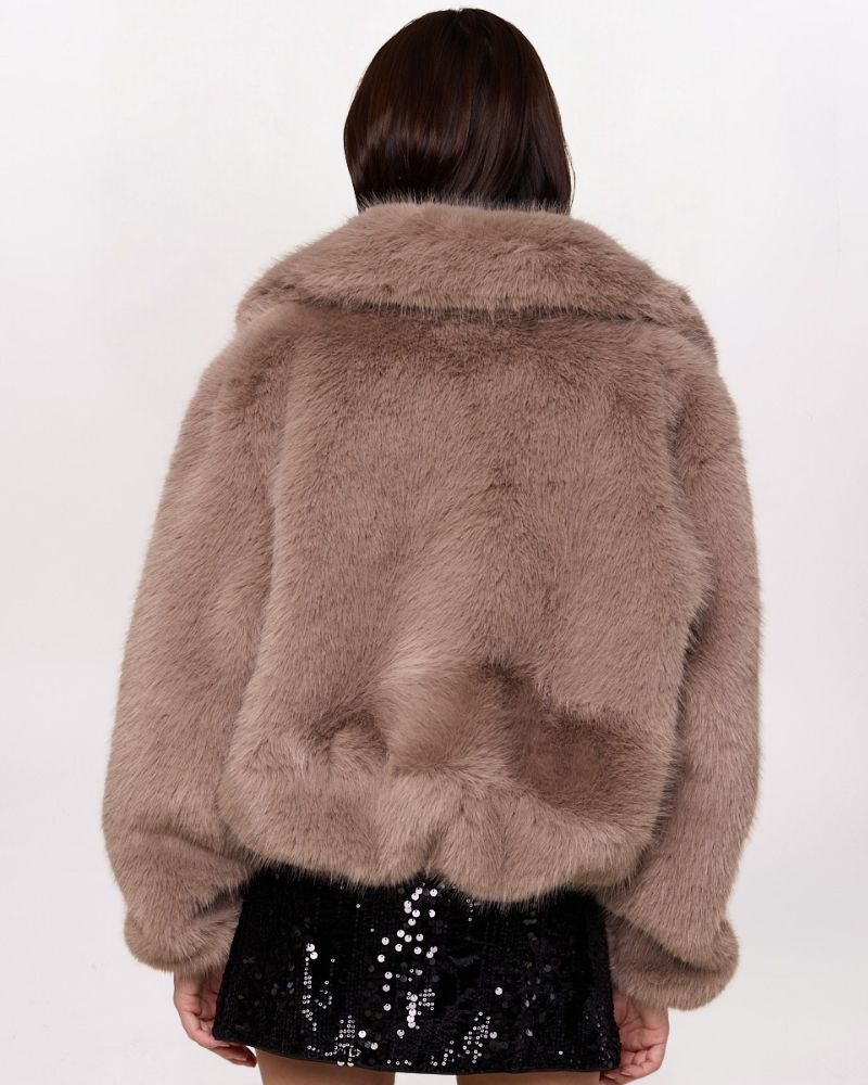 *HOLDING* LUXE FAUX FUR JACKET, BEIGE