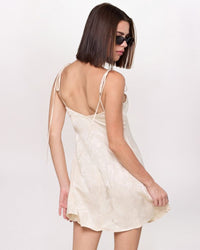 TONAL FLORAL SWEATHEART NECK DRESS