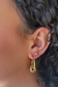 CHAIN & RINGS HOOP - 18K GOLD PLATED STAINLESS STEEL