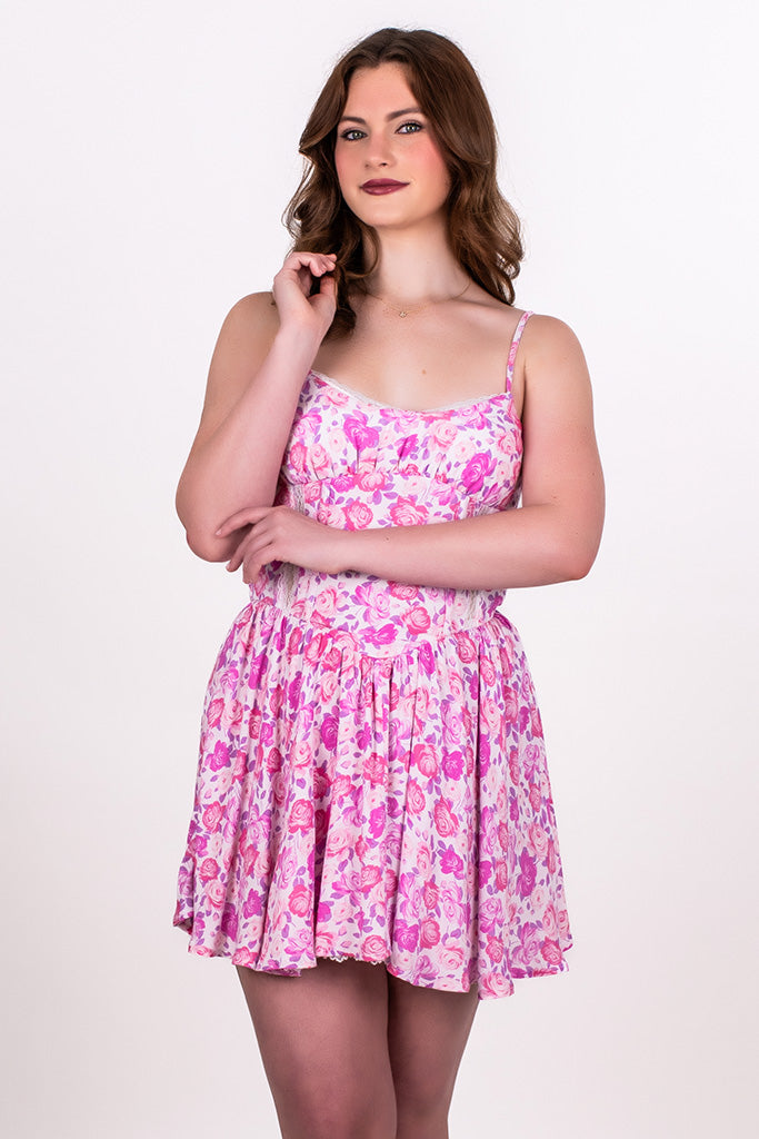 LACE UNDERLAY FLORAL DRESS Girlhero LACE UNDERLAY FLORAL DRESS Girlhero