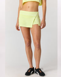 HOT SHOT MINI SKORT, VAPOR LIME