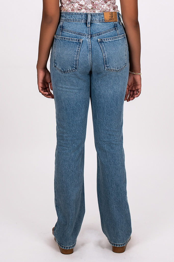 XENA SLIM STRAIGHT DENIM