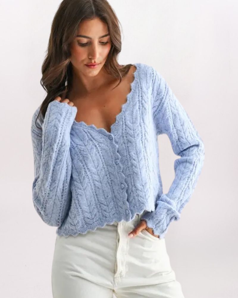 SCALLOP CABLE V-NECK CARDIGAN, LT BLUE