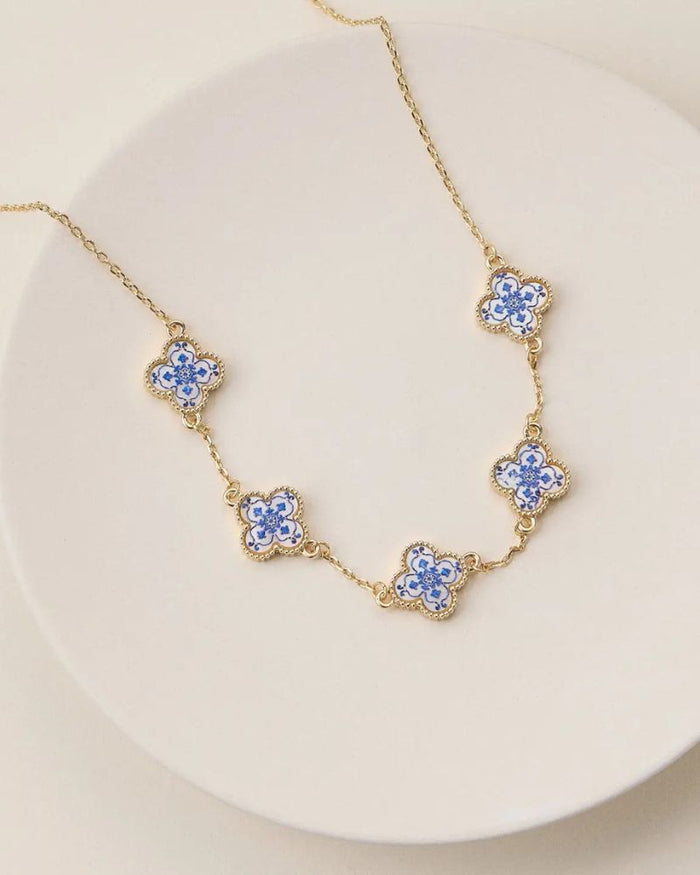 CHINTZ CLOVER NECKLACE