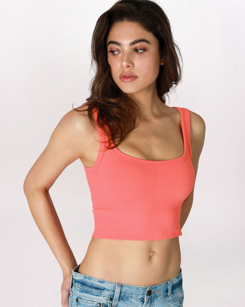 CHEVRON SCOOP NECK TANK, CAMELLIA