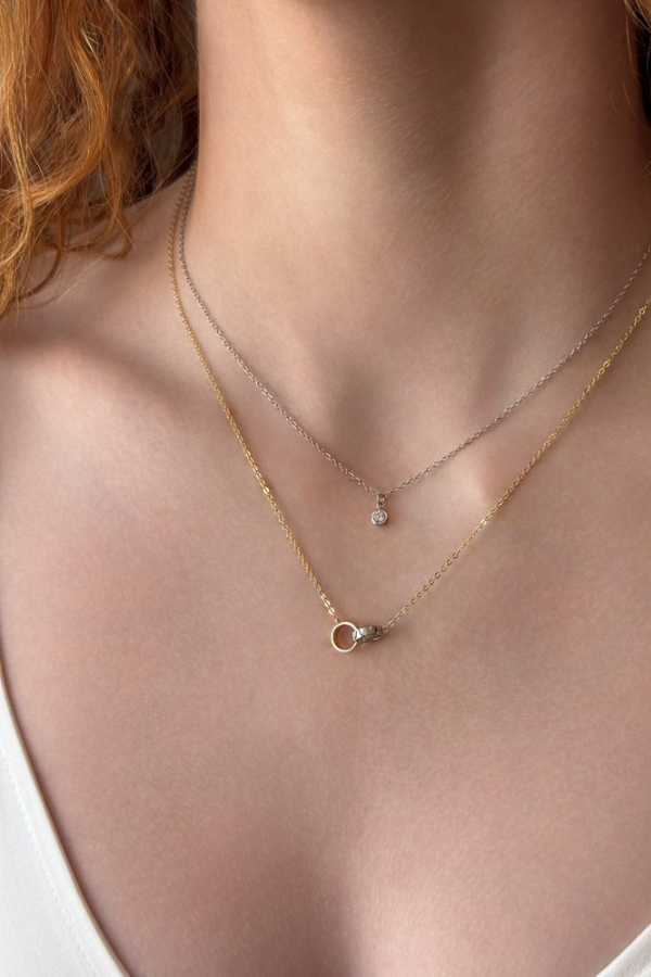 MIXED METAL INTERLOCKING O NECKLACE