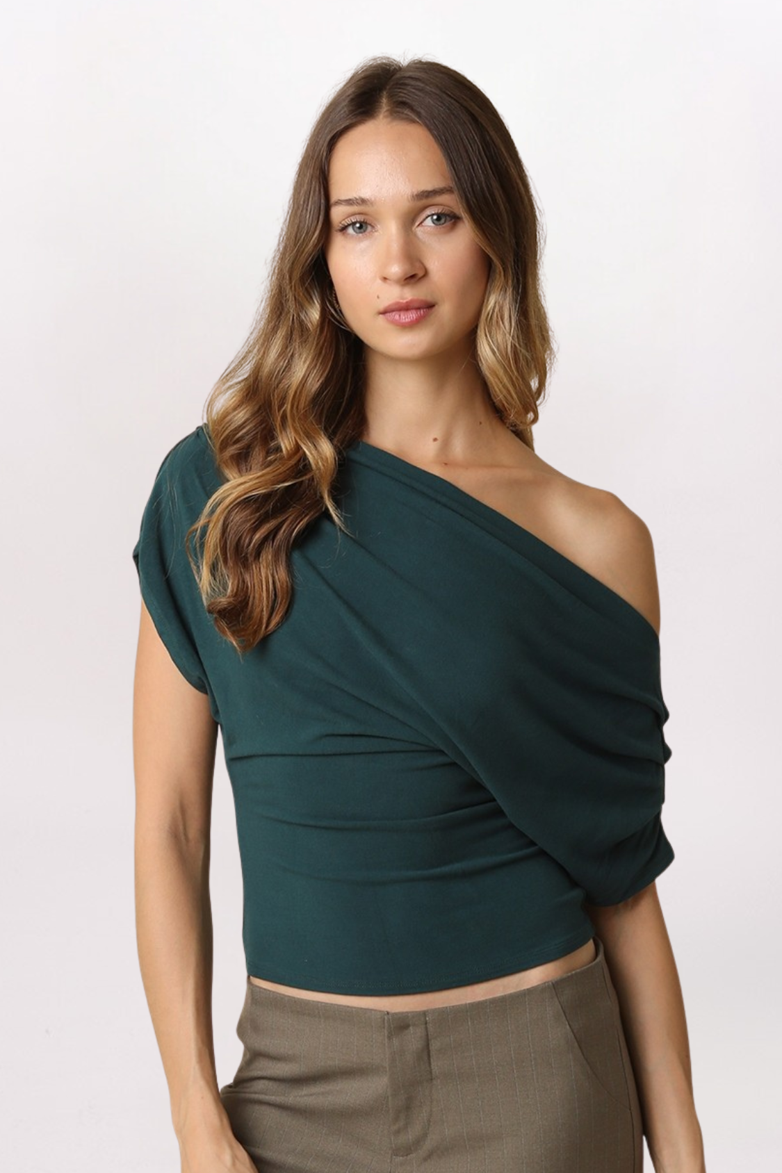 OFF SHOULDER DRAPE TOP