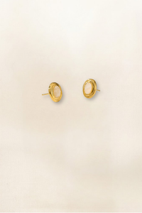 LARKE WHITE JADE STUD