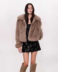 *HOLDING* LUXE FAUX FUR JACKET, BEIGE