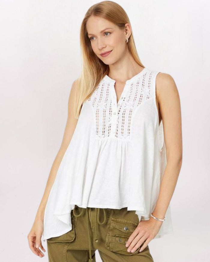 SL LACE YOKE HENLEY SUNKISSED TOP