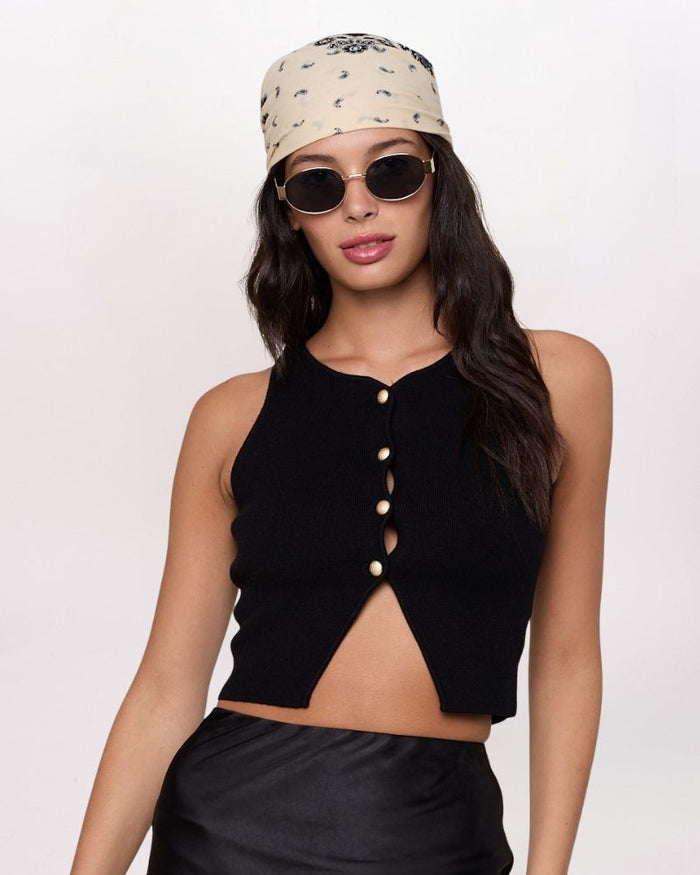 KNIT BUTTON VEST TOP, BLACK