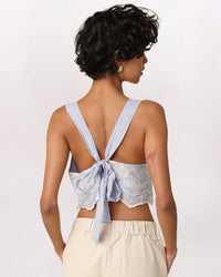 EYELET BORDER SEERSUCKER TOP, BLUE