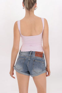 LOW RISE CUFFED DENIM SHORT