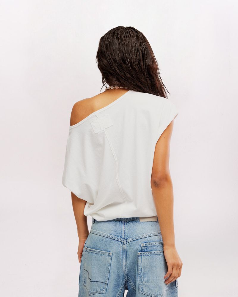 OFF SHOULDER PEGGY TEE, CLN IVORY