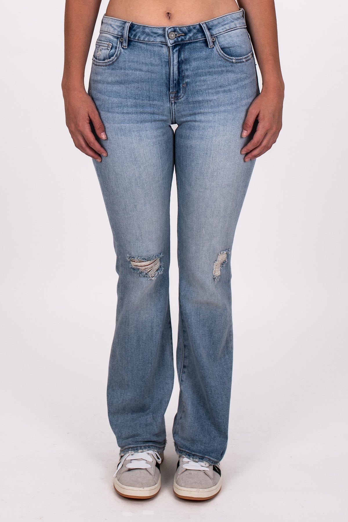 LOW RISE BOOTCUT DENIM