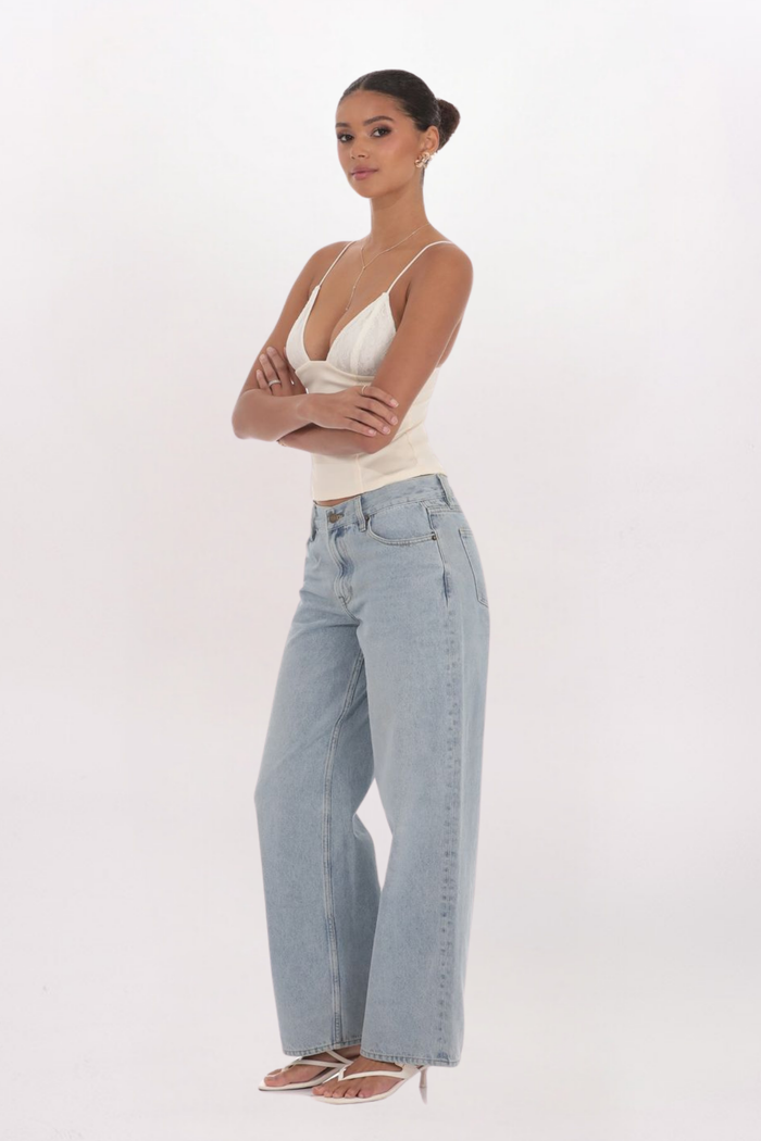 LOW RISE BAGGY JEAN