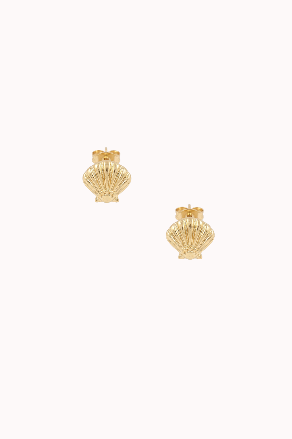 SEASHELL STUD - GOLD