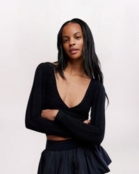 VIXEN SURPLICE TOP, BLACK