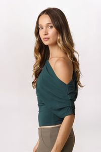 OFF SHOULDER DRAPE TOP