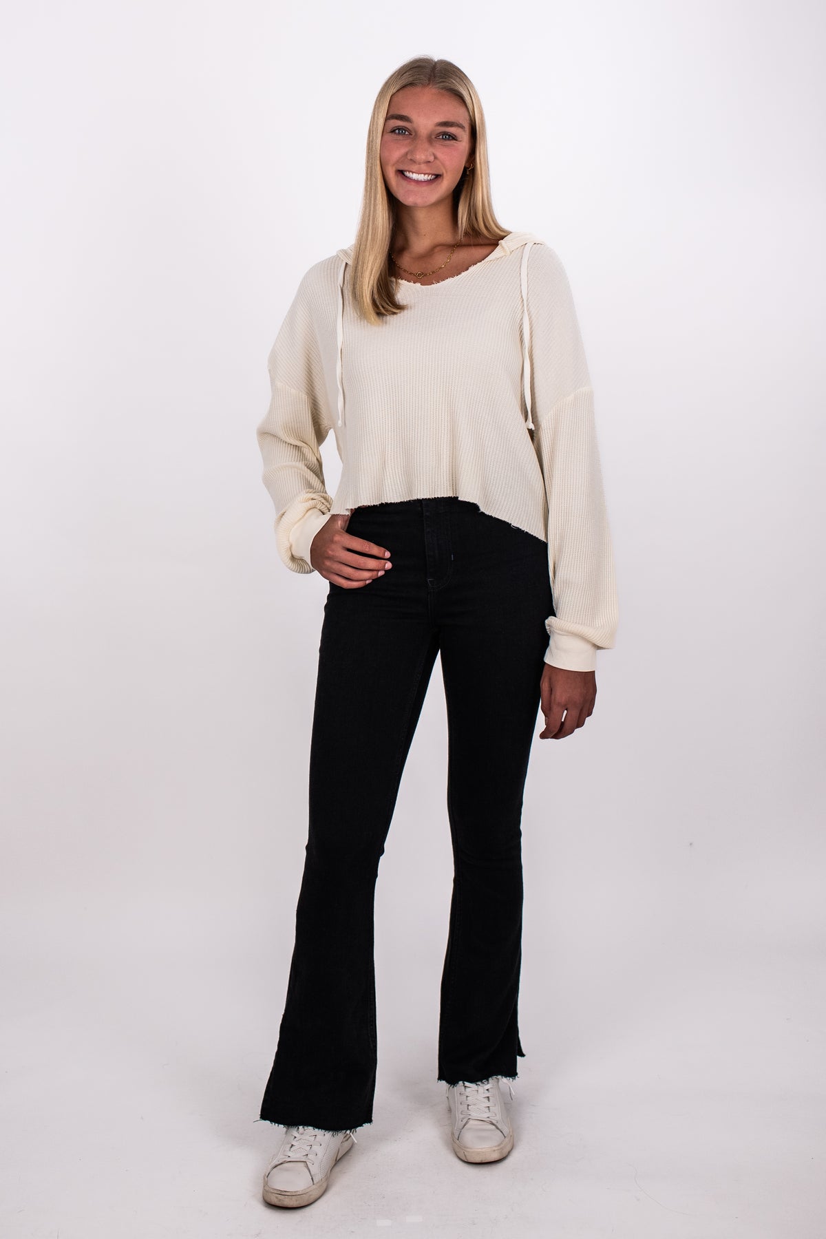 WAFFLE V-NECK HOOD TEE