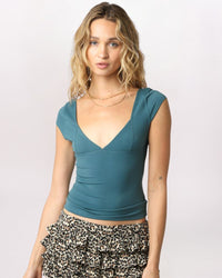 SEAM DETAIL FITTED TOP, TEAL GREEN