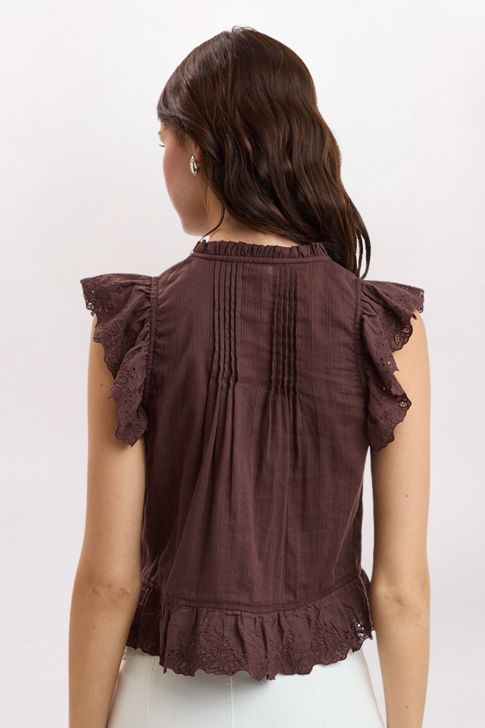EYELET BORDER FLOUNCE TOP