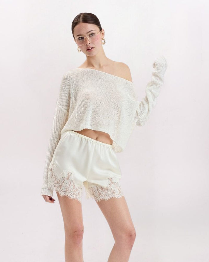 LACE HEM PULL ON SATIN SHORT, CREAM