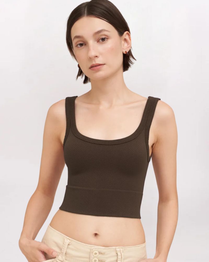 CHEVRON SCOOP NECK TANK, CHOCOLATE