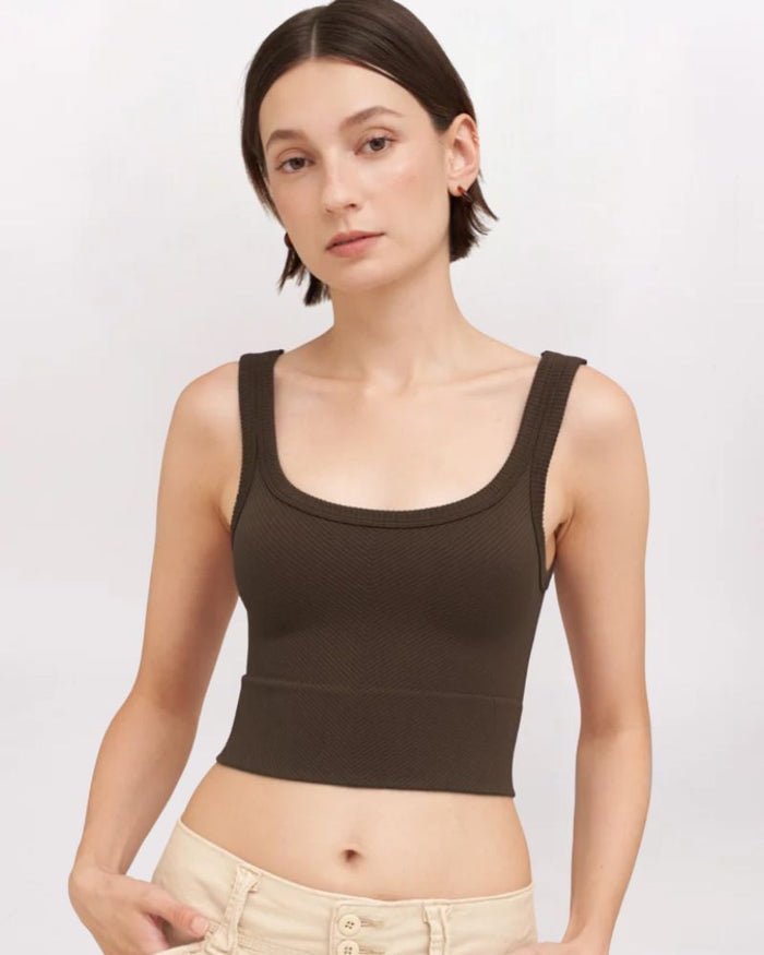 CHEVRON SCOOP NECK TANK, CHOCOLATE
