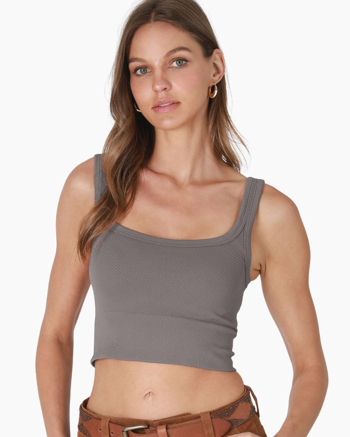CHEVRON SCOOP NECK TANK, WHALE GRAY