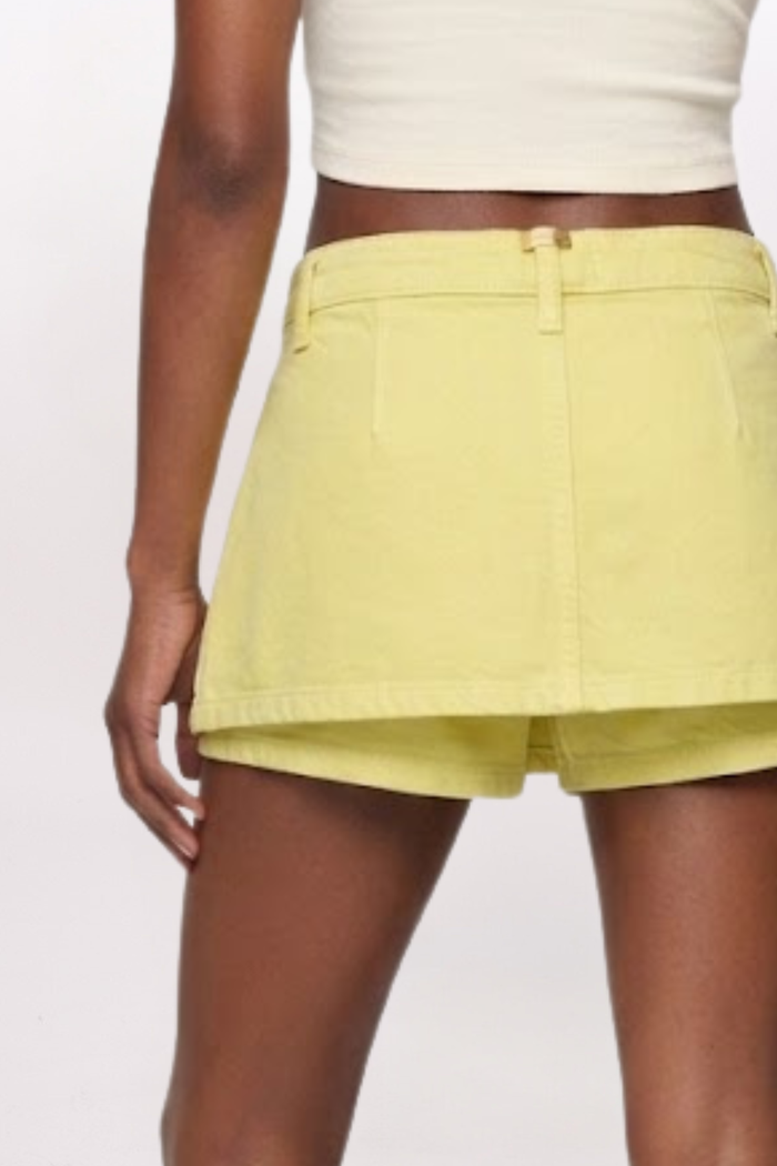 GALIVANTING SKORT - LEMON ICE
