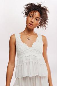 PETAL PARTY FLOUNCE TOP, TOFU