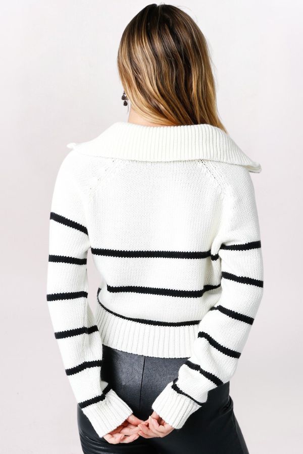 STRIPED QUARTER ZIP SWEATER