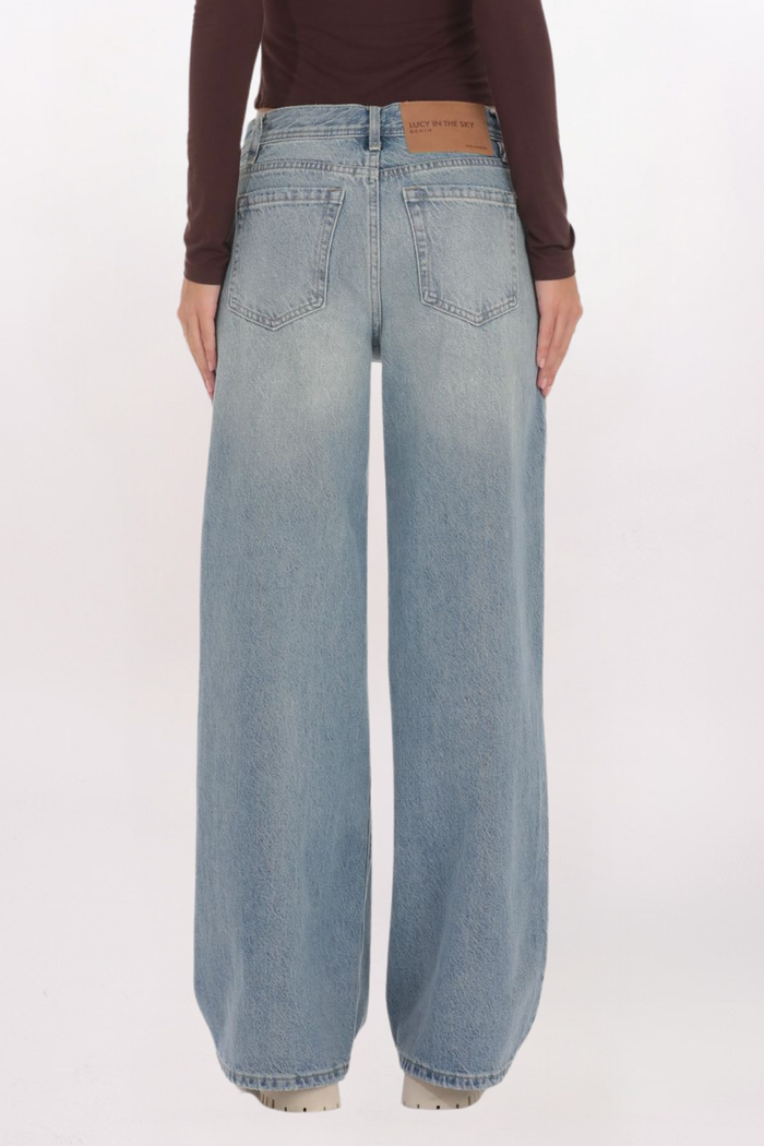 WIDE LEG SLOUCHY JEAN