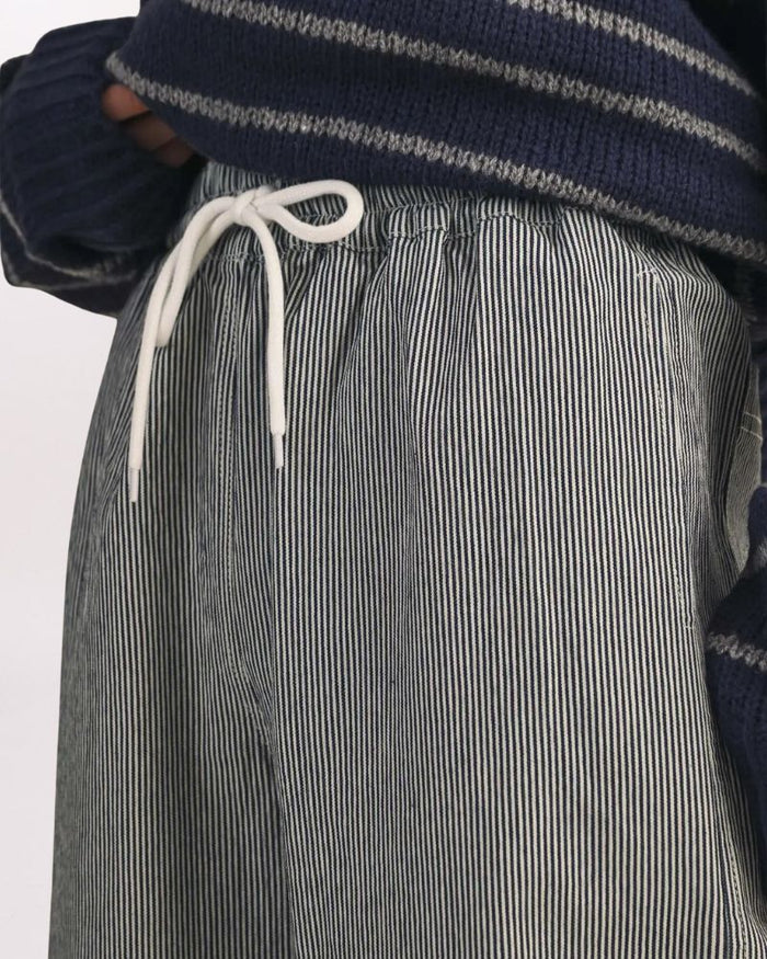 WIDE LEG STRIPED PANT