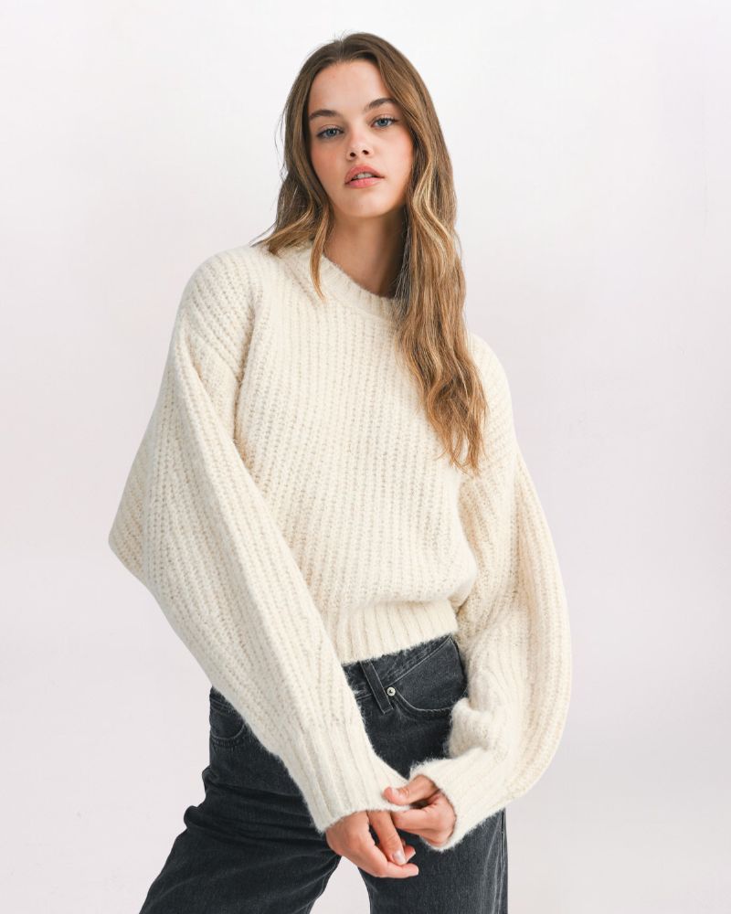 EXAGGERATED SLEEVE COZY SWEATER