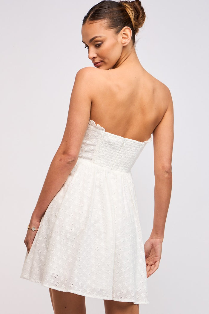 STRAPLESS CORSET EYELET DRESS