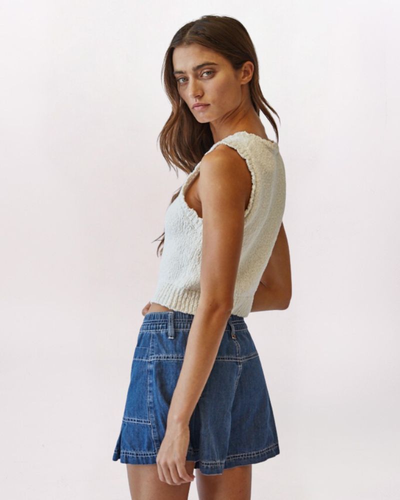 SCALLOP EDGE KNIT VEST, OFF WHITE