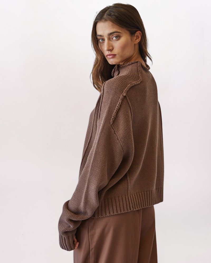 EXPOSED SEAM MOCK NECK SWEATER - CHOCO