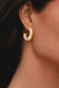 BRETT ACRYLIC HOOP - IVORY