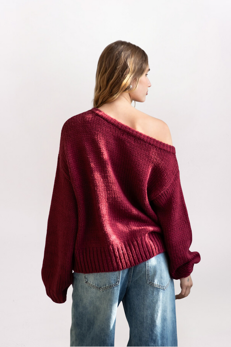 OFF SHOULDER SWEATER