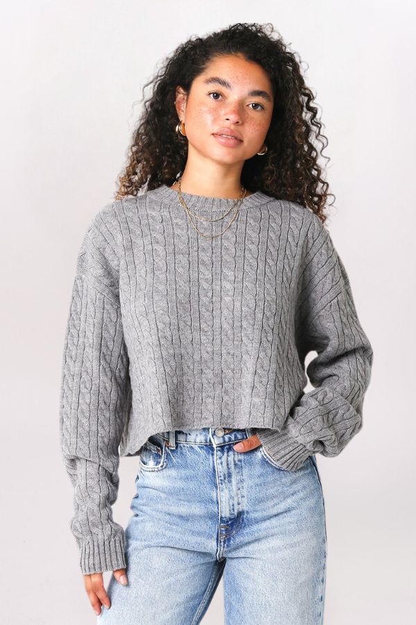 BOXY CABLE SWEATER, HEATHER GREY