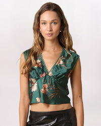 SOFT FLORAL PLUNGE NECK TOP, DK GRN PCH