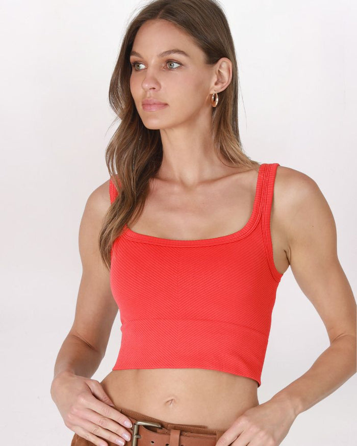 CHEVRON SCOOP NECK TANK, POPPY RED